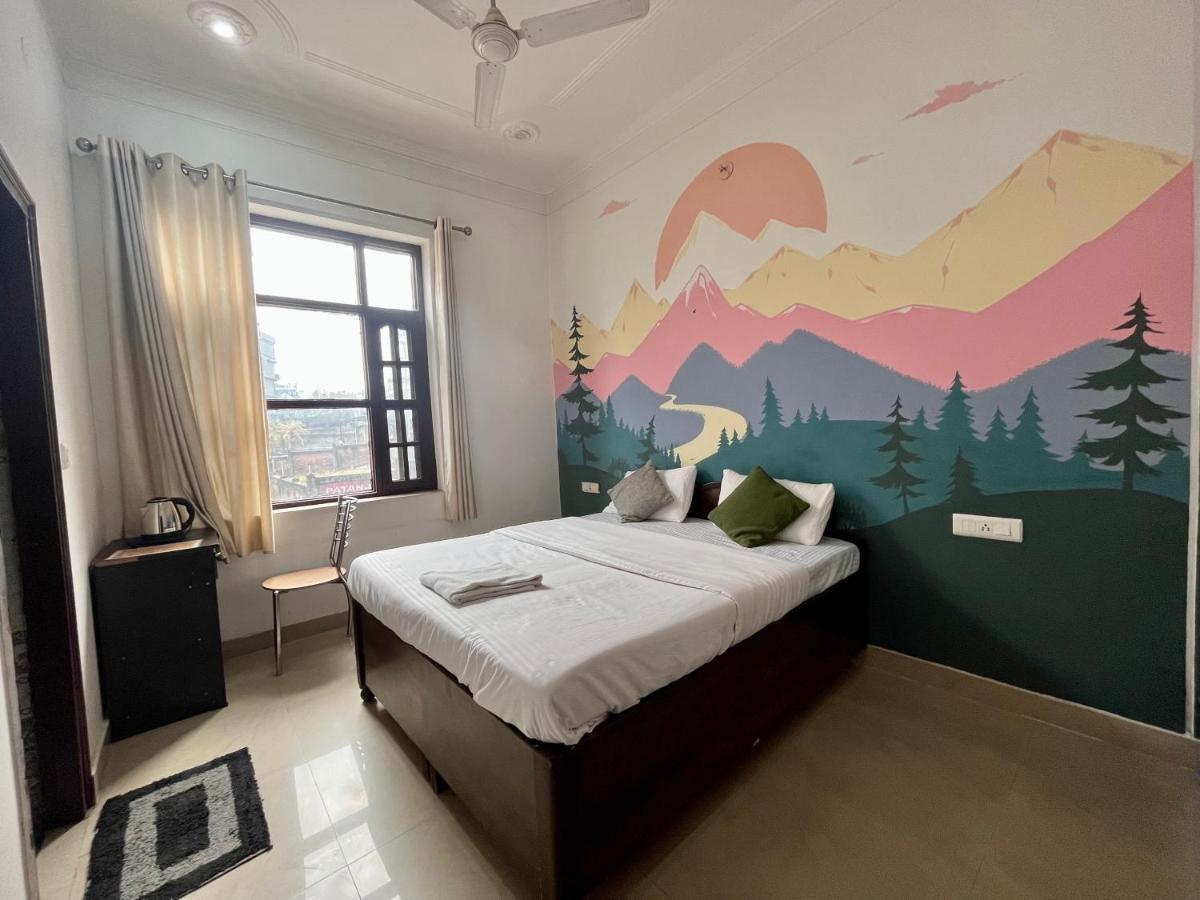 Joey'S Homestay Rishikesh Bagian luar foto